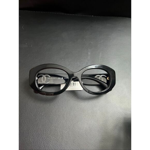Chanel Eyeglasses Frames 5528-A c.501/W1 Shiny Black Round Full Rim  53-19-140 - Picture 1 of 14